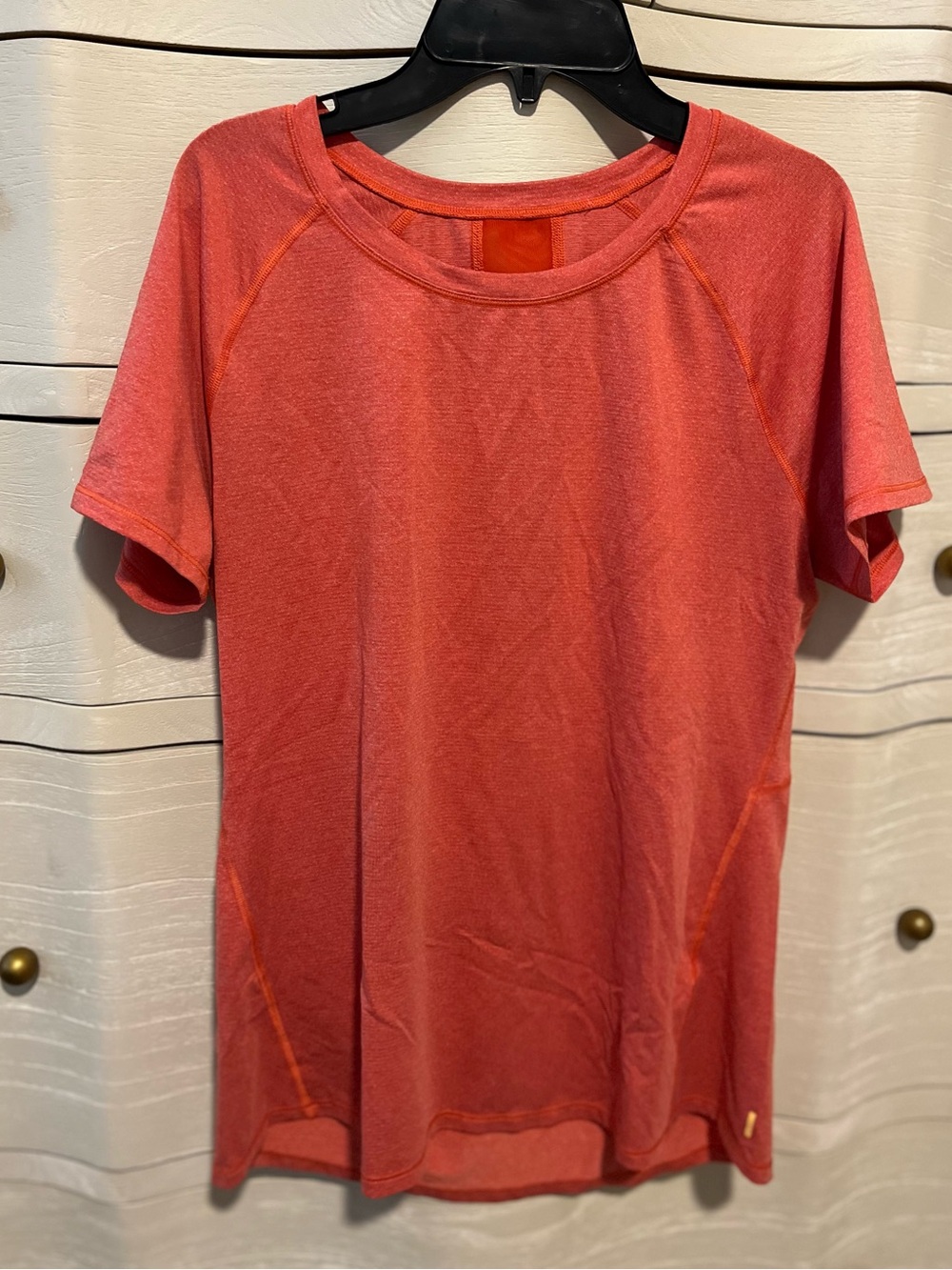 Lucy Workout Tee Size Large